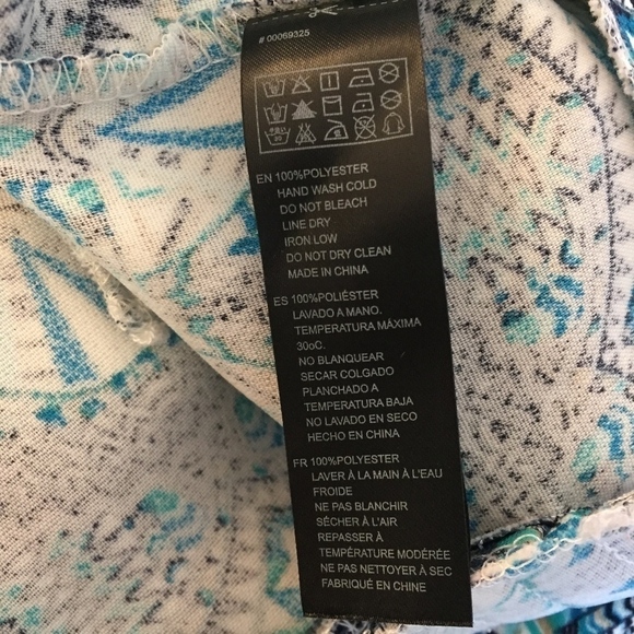 Forever 21 Shorts Womens Medium Side Zipper Geo-Design High Rise - Picture 6 of 7